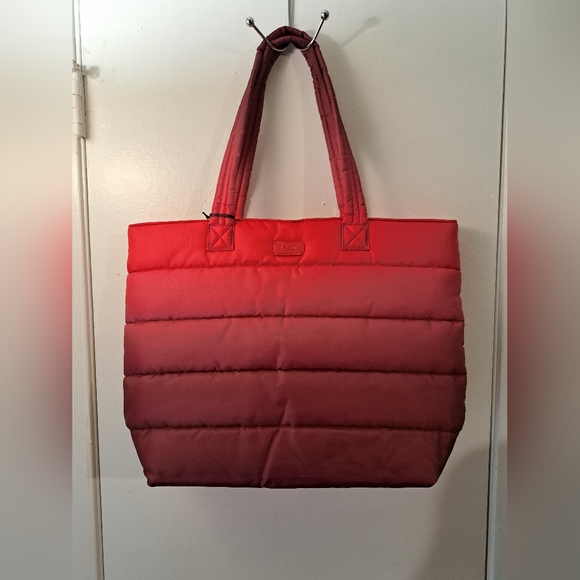 💜UGG Krystal Ombre Puffer Tote💜 - Picture 4 of 7